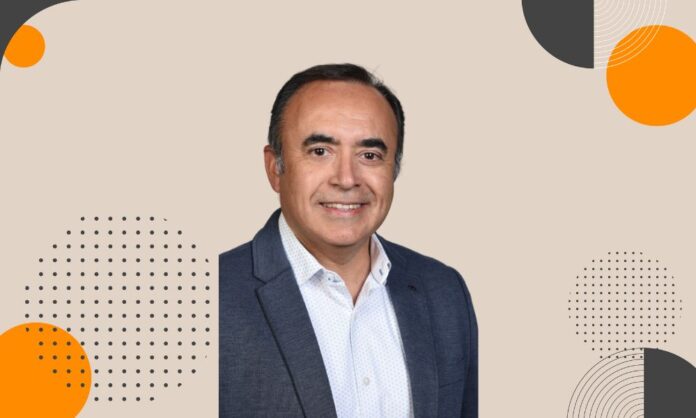 Cristian Velozo IT Seller