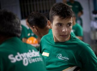 La Fundación Schneider Electric celebra su 25° aniversario con una campaña mundial