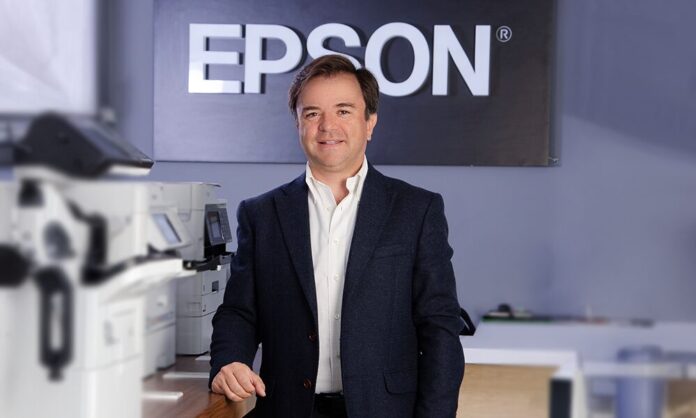 Juan Guillermo Piñeros, Group Product Manager de Epson Colombia