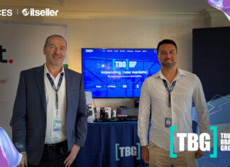 CES 2025: TBG presentó sus últimos lanzamientos y anunció nueva marca Edwin Anthony aan de Wiel, Director; y Marcelo Quirch, Regional Sales Representative para Argentina, Paraguay y Uruguay; de Trusted Brands Group.