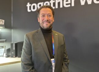 Gustavo Ramírez, de AMD: “Tenemos la responsabilidad como fabricante de explicar que la IA es para todos” Gustavo Ramírez, AMD Consumer LATAM Sales Leader.