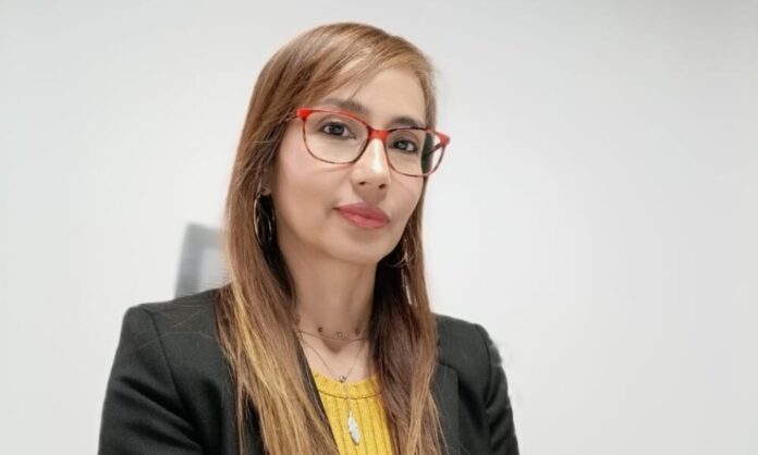 Sandra Buendía, Coordinadora Regional de las Unidades de Educación y Servicios de Licencias OnLine