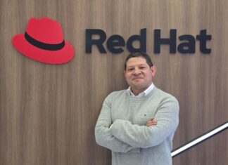 La banca del futuro es abierta, segura y centrada en el cliente Juan Naranjo, de Red Hat.