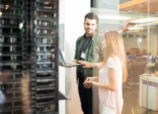 Schneider Electric: “El futuro no está en consumir menos datos, sino en procesarlos de forma más eficiente” Schneider Electric (4)