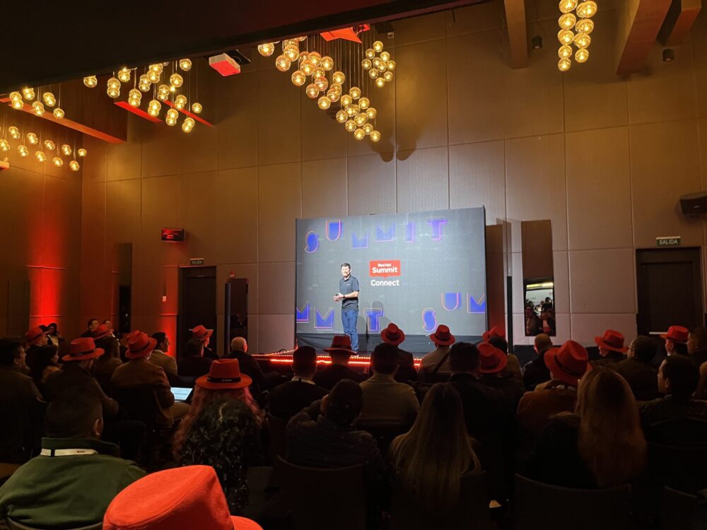Red Hat Summit: Connect Bogotá 2025. Red Hat Summit: Connect Bogotá 2025.