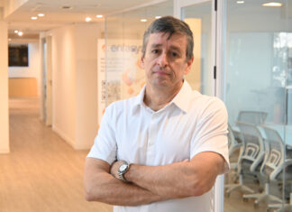 Jean-Pierre Cecillon, de Kingston: “Si no estás atento al costo de reposición, lo que creías que era ganancia puede no serlo” Jean-Pierre Cecillon - Kingston Technology, en oficinas de Mediaware
