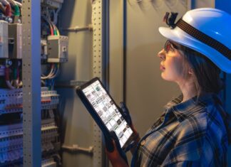 Por qué la infraestructura trifásica es clave para la continuidad empresarial en Latinoamérica Schneider Electric Infraestructura trifásica