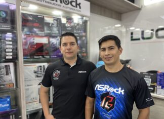 ASRock fortalece su posicionamiento en Colombia con soluciones para gamers y profesionales Andrés Ortiz, Marketing Manager para Latinoamérica; y Carlos Ochoa, Country Manager para Colombia, en ASRock.