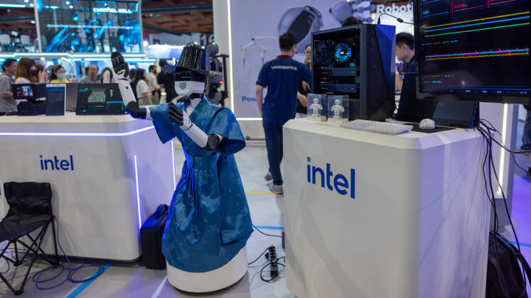 Stand de aplicaciones rob&oacute;ticas de Intel en Computex 2026.