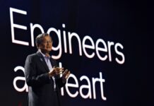 Computex 2026: Intel lanza el procesador Xeon 6 Plus para eficientizar centros de datos El CEO de Intel, Lip-Bu Tan, brinda su charla plenaria en Computex 2026 en Taipei - Taiwan.
