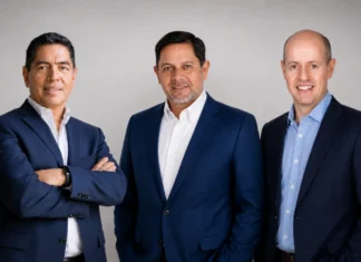 Rubriko expande su estrategia regional para optimizar el canal integrador Rafael Chavez, Alejandro Aramburu y Carlos Lira, de Rubriko