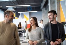 El avance de la IA supera la adaptación de la fuerza de trabajo People Readiness Report 2026.