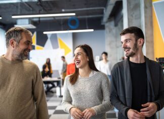 El avance de la IA supera la adaptación de la fuerza de trabajo People Readiness Report 2026.