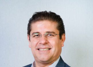 Cómo la tecnología impulsa resultados financieros reales en las PyMEs de América Latina José Ángel Morales, Director System Channel SMBs para Latinoamérica de habla hispana en AMD.