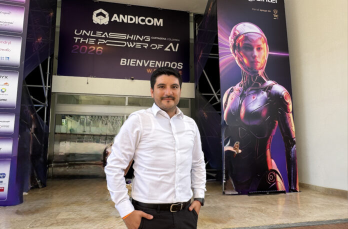 Eddy Rojas, Gte Comercial Latam de CLM Eddy Rojas, Gerente Comercial para LatAm de CLM.