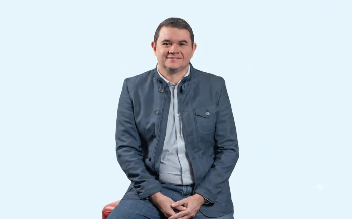 Fabio-Meza-Lider-Regional-de-la-Unidad-de-LOL-Educacion-y-LOL-Servicios--696x433 Fabio Meza, Responsable de la Unidad de LOL Educación en Licencias OnLine.