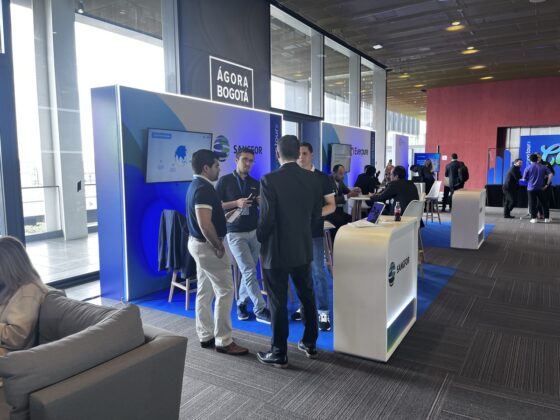 El encuentro, celebrado en el &Aacute;gora Bogot&aacute; - Centro de Convenciones, cont&oacute; con un espacio de stands.