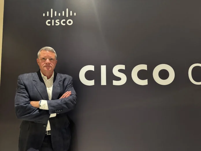 Guy-Diedrich-destaca-el-liderazgo-de-America-Latina-y-la-urgencia-de-fortalecer-la-infraestructura-de-red-696x522-1 Guy Diedrich en Cisco Connect 2026