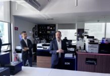 Epson transforma la impresión corporativa con “Toner Free” Ejecutivos de Epson presentaron la nueva iniciativa de la compañía.